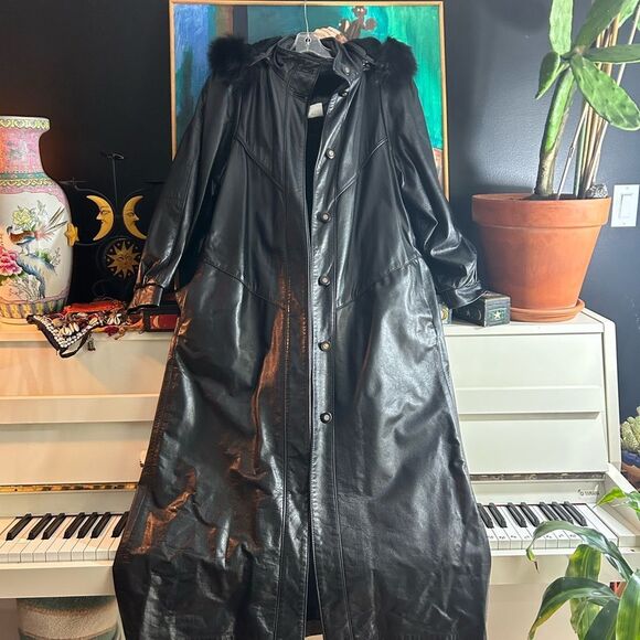 Elegant Black Leather Hooded Coat for Women Size 2 - Picture 6 of 16